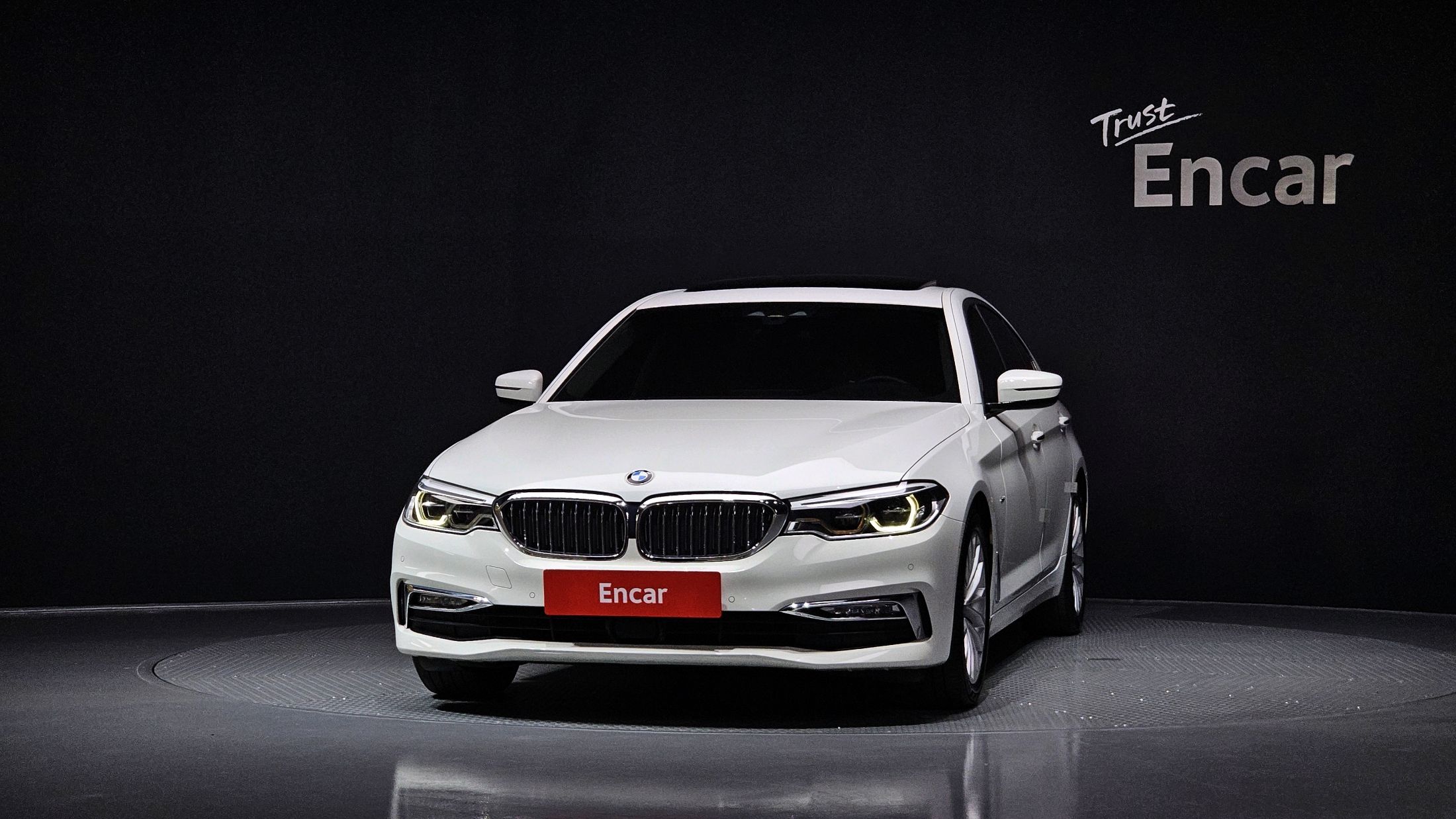 BMW 5-SERIES G30 2018