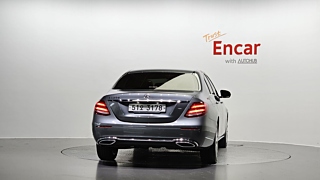 MERCEDES BENZ E-CLASS W213 2019
