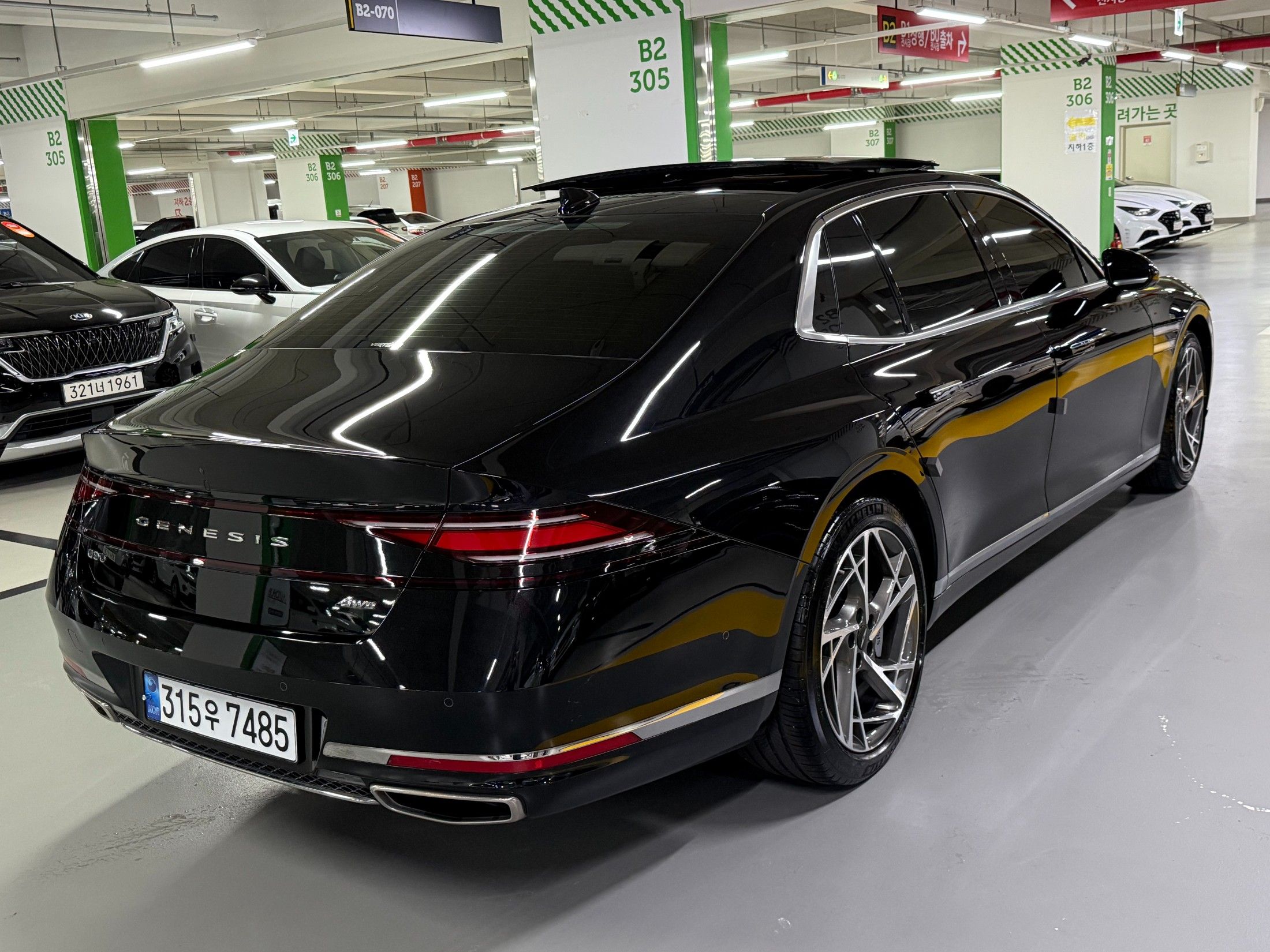 GENESIS G90 RS4 2022