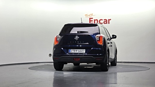 SSANGYONG TIVOLI VERY NEW 2021
