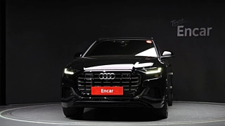 AUDI Q8 4M 2023