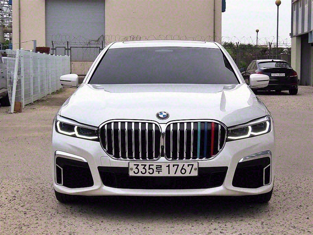 BMW 7-SERIES G11 2020