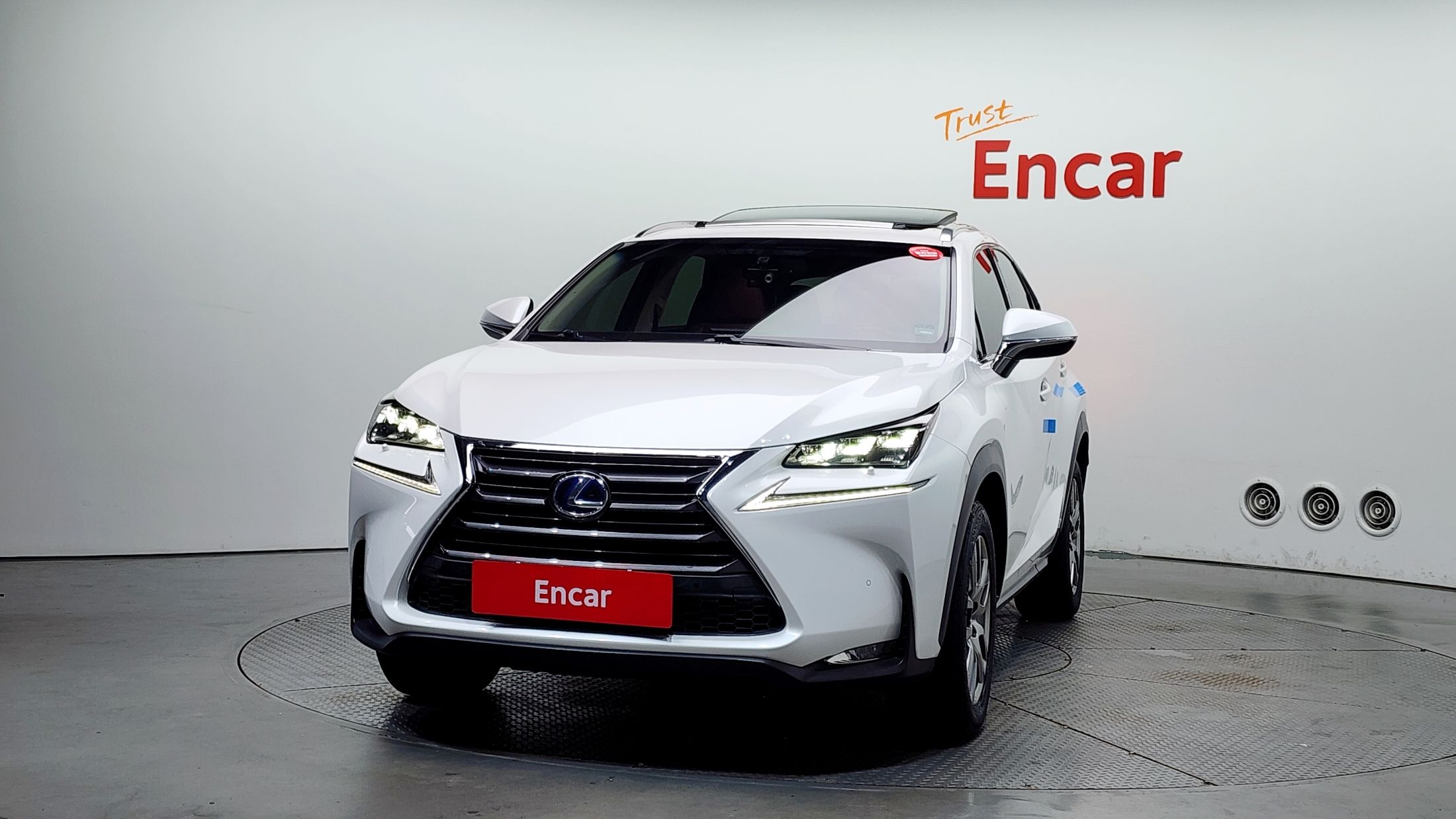 LEXUS NX300H 2015