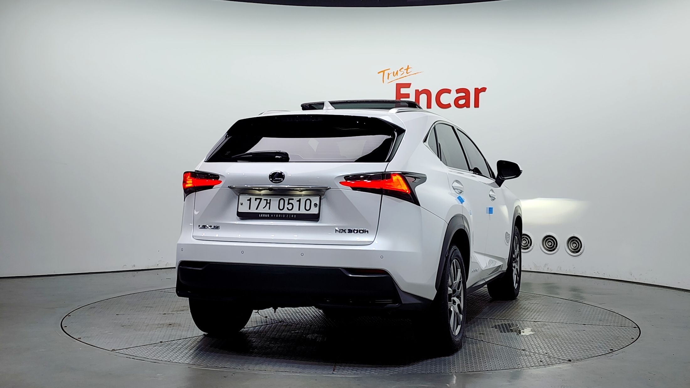 LEXUS NX300H 2015