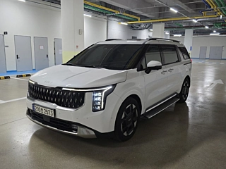 KIA CARNIVAL 2023