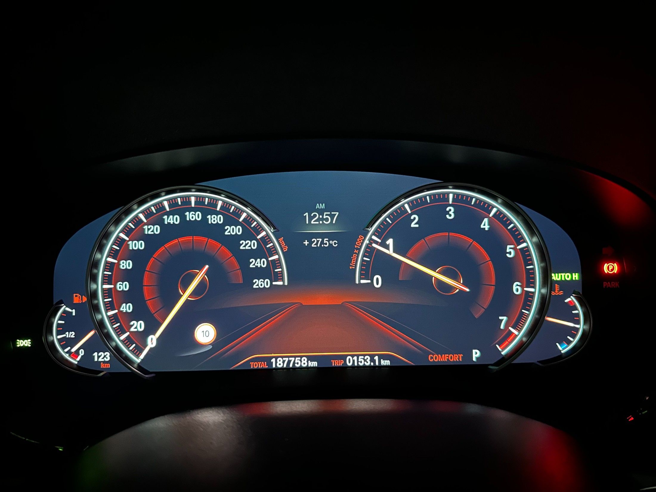 BMW 5-SERIES G30 2017