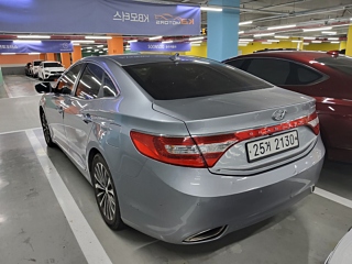 HYUNDAI GRANDEUR HG 2014