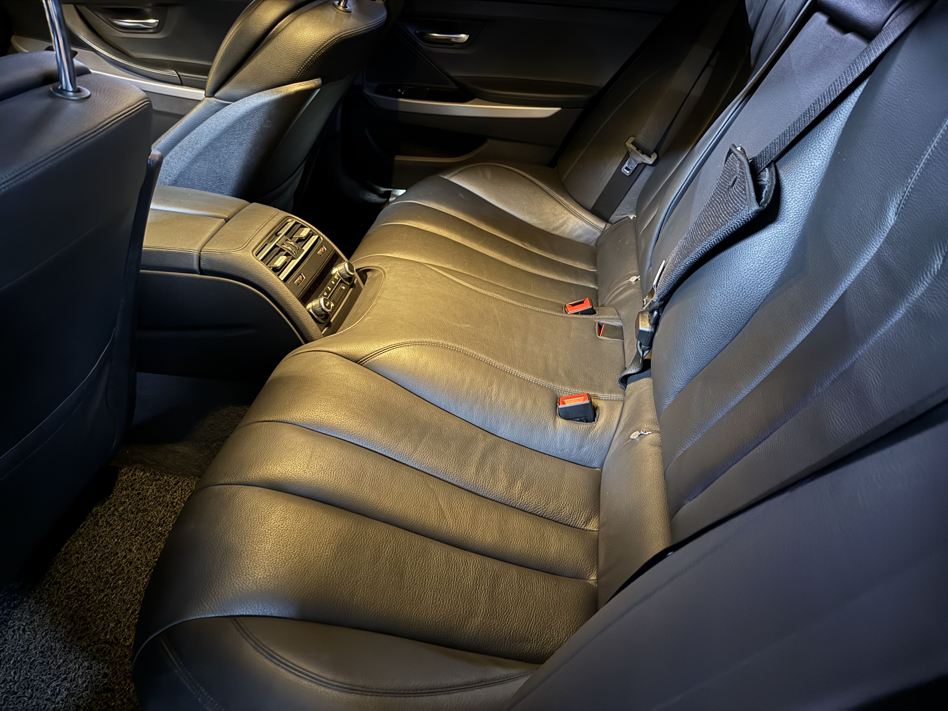 BMW 6-SERIES F12 2016