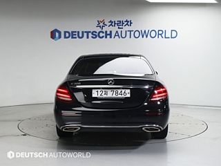 MERCEDES BENZ E-CLASS W213 2018