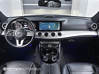 MERCEDES BENZ E-CLASS W213 2018