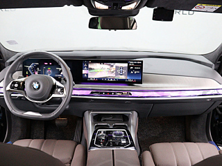BMW 7-SERIES G70 2023