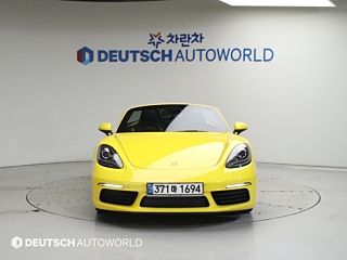 PORSCHE 718 BOXSTER 2016