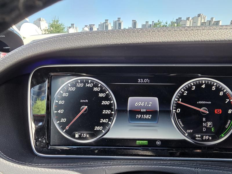 MERCEDES BENZ S-CLASS W222 2015