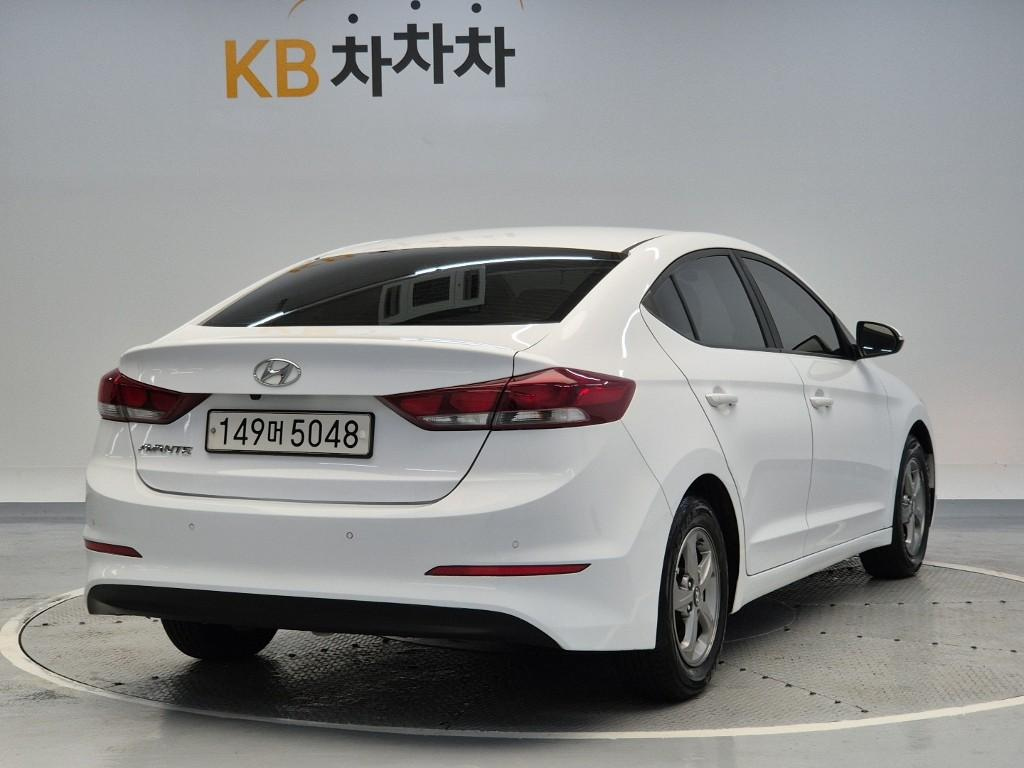 HYUNDAI AVANTE AD 2018