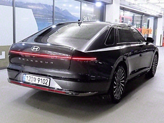 HYUNDAI GRANDEUR GN7 2025