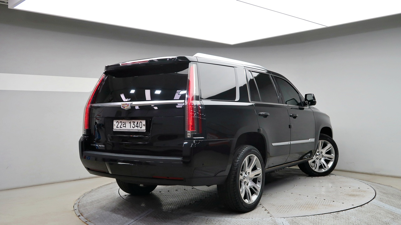 CADILLAC ESCALADE 2019