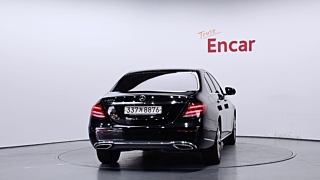 MERCEDES BENZ E-CLASS W213 2019