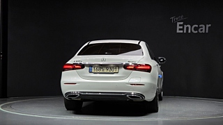 MERCEDES BENZ E-CLASS W213 2022