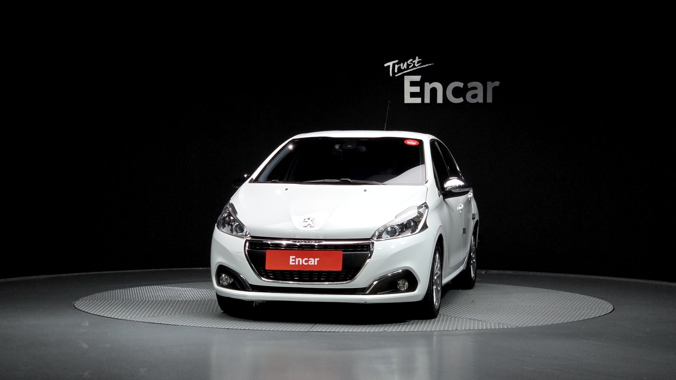 PEUGEOT 208 2016