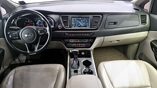 KIA CARNIVAL 2018