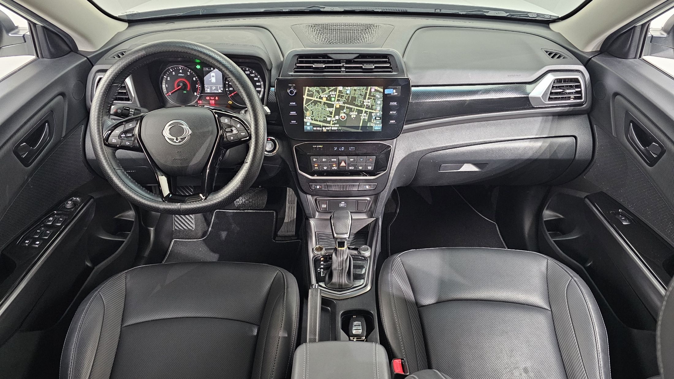 SSANGYONG TIVOLI 2023