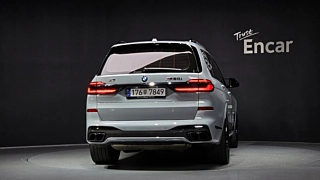 BMW X7 G07 2024