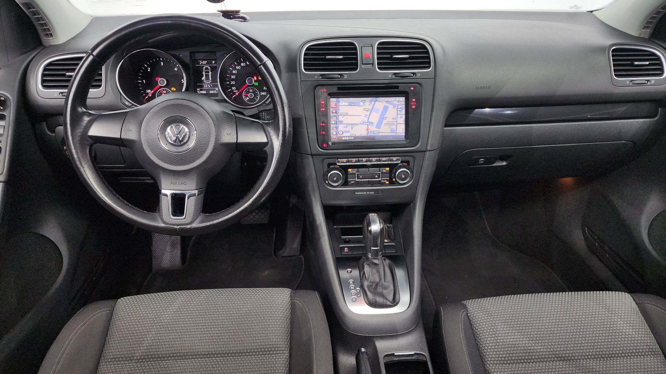 VOLKSWAGEN GOLF 2011