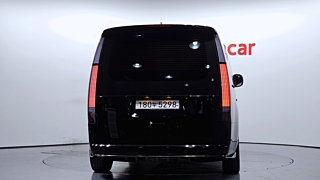 HYUNDAI STARIA 2023