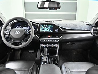 HYUNDAI GRANDEUR IG 2019