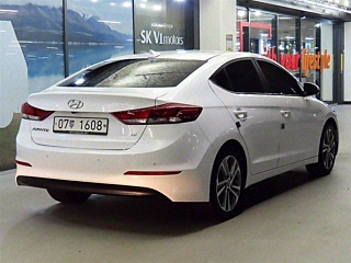 HYUNDAI AVANTE AD 2017
