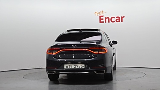 HYUNDAI GRANDEUR IG 2017