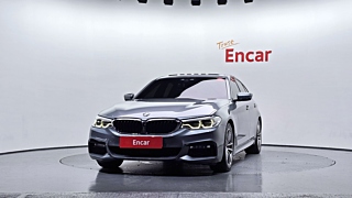 BMW 5-SERIES G30 2017