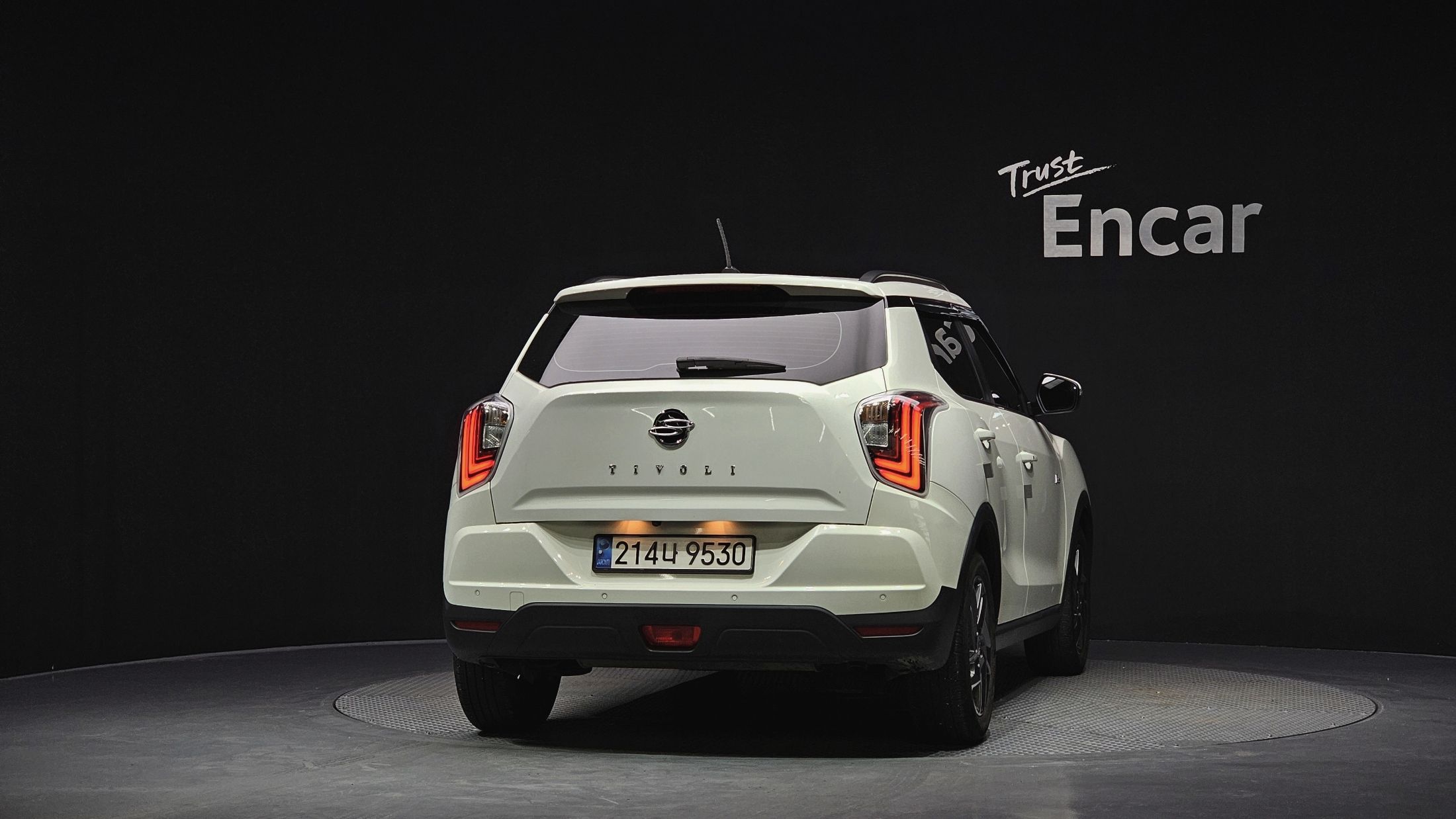 SSANGYONG TIVOLI VERY NEW 2022