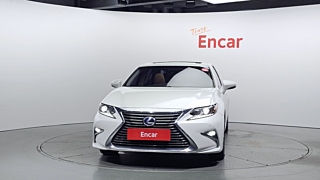 LEXUS ES300H 2018
