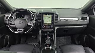 SAMSUNG QM6 2020