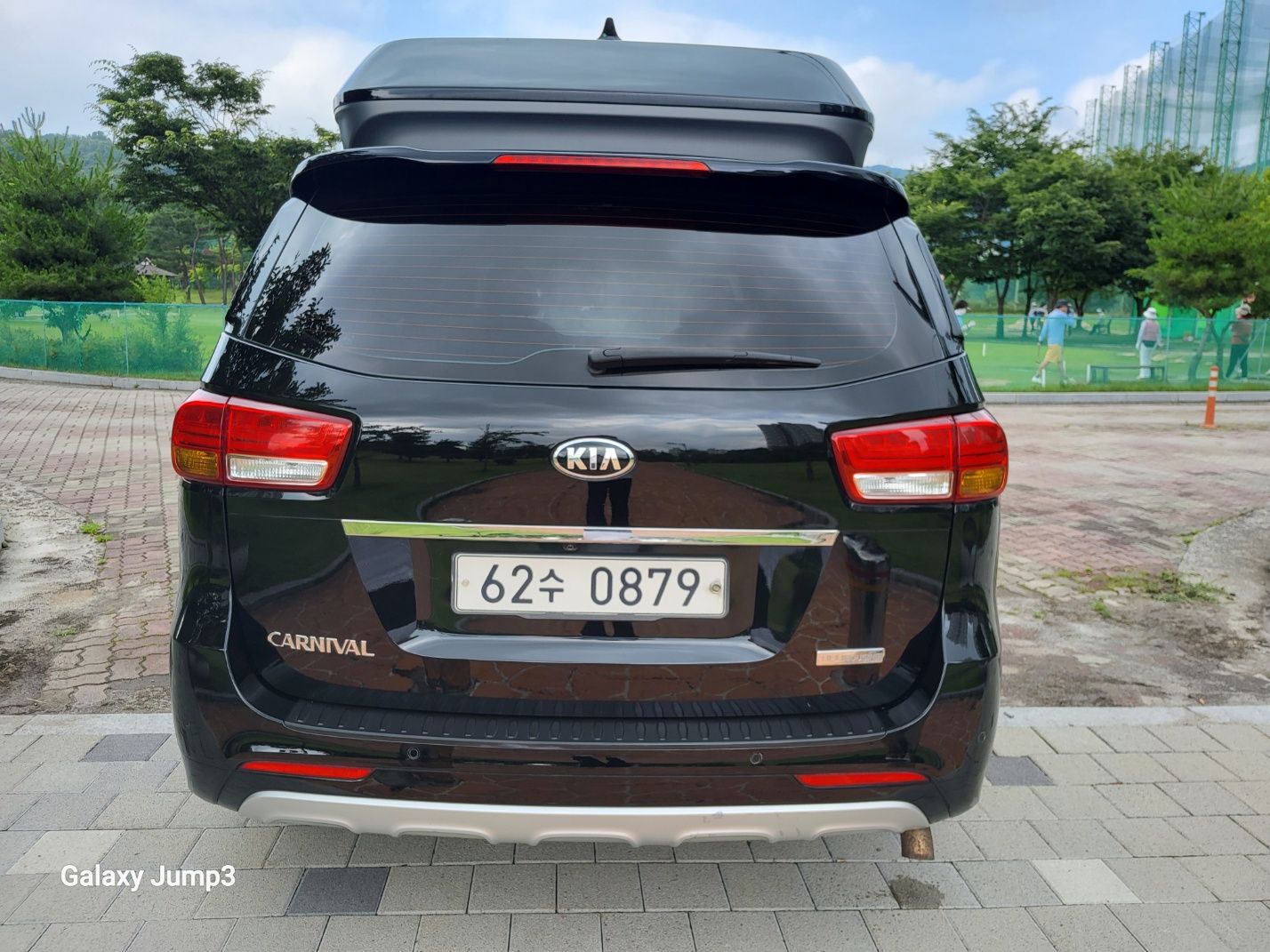 KIA CARNIVAL 2016