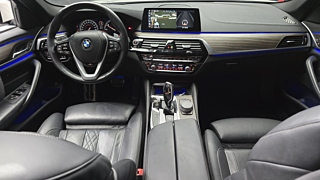 BMW 5-SERIES G30 2017