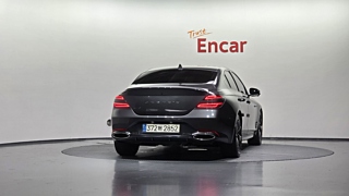 GENESIS G70 2020