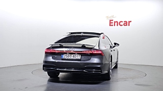 AUDI A7 4K 2022