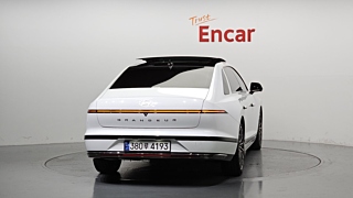 HYUNDAI GRANDEUR HYBRID GN7 2023