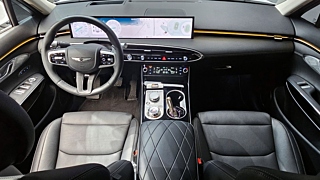 GENESIS GV70 2024