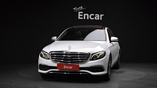 MERCEDES BENZ E-CLASS W213 2020
