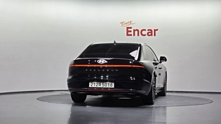HYUNDAI GRANDEUR HYBRID GN7 2023