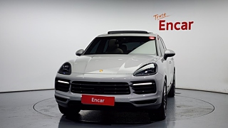 PORSCHE CAYENNE PO536 2023
