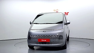 HYUNDAI STARIA 2024