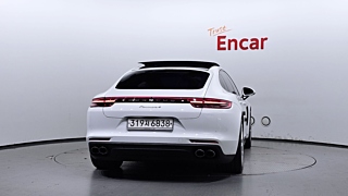 PORSCHE PANAMERA 971 2018