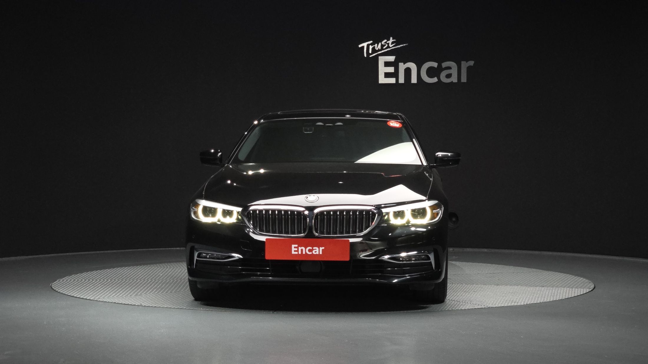 BMW 5-SERIES G30 2019