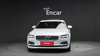 VOLVO S90 2021