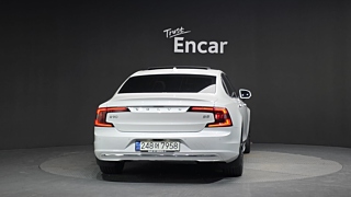 VOLVO S90 2021