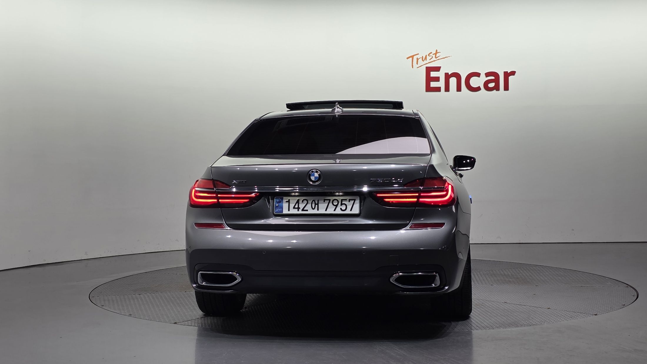 BMW 7-SERIES G11 2018
